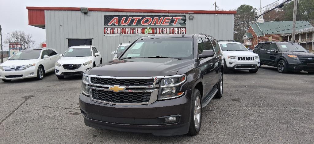 2015 Chevrolet Suburban LT's photo