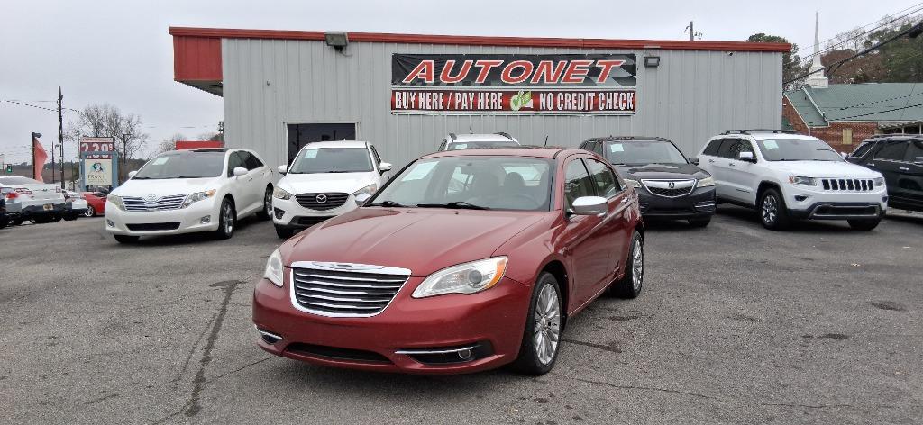 2012 Chrysler 200 Limited's photo