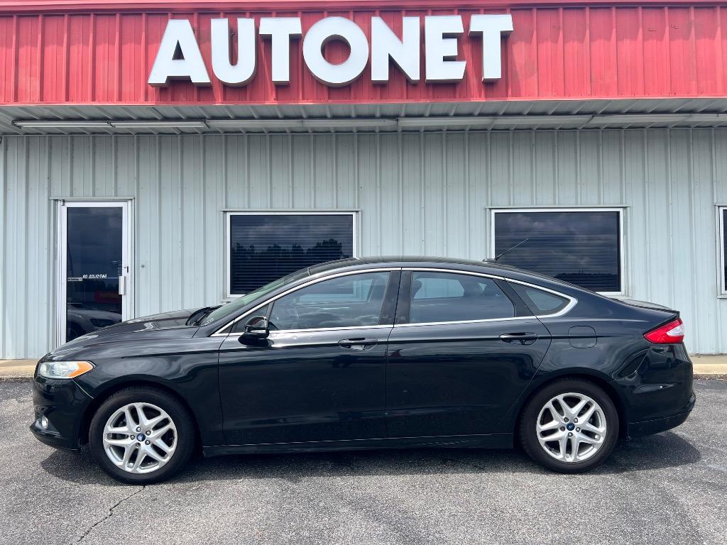 2013 Ford Fusion SE I4 FWD's photo
