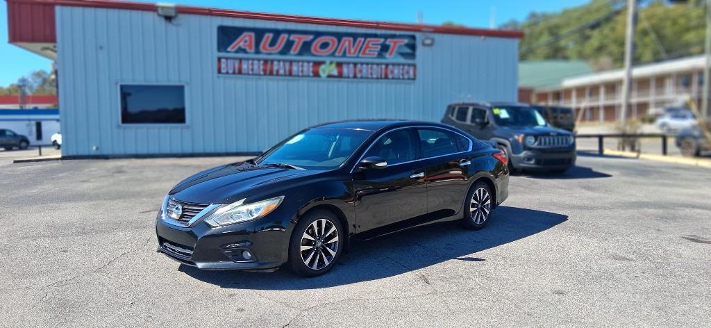 2017 Nissan Altima SV's photo