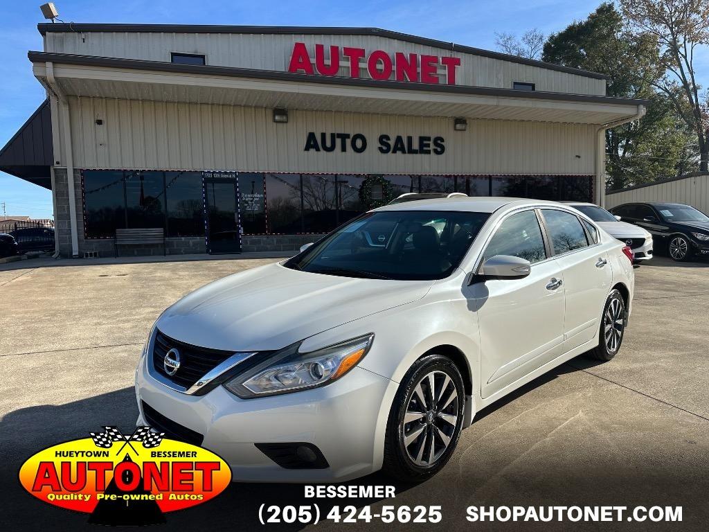 2016 Nissan Altima SL's photo