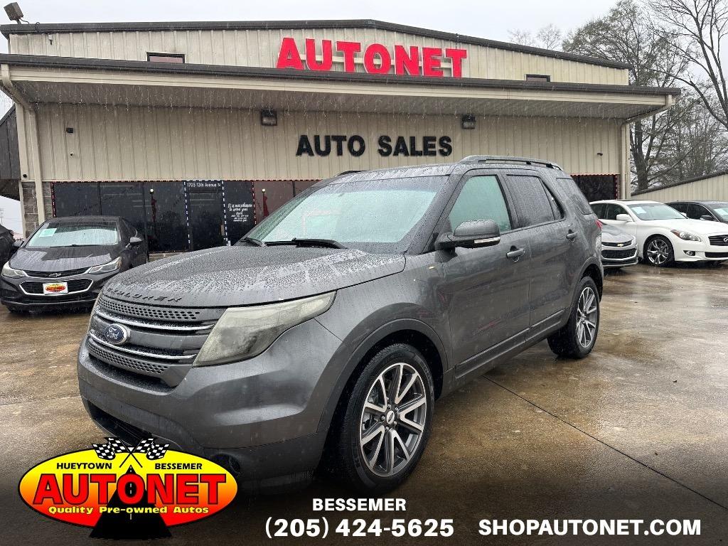 2015 Ford Explorer XLT's photo