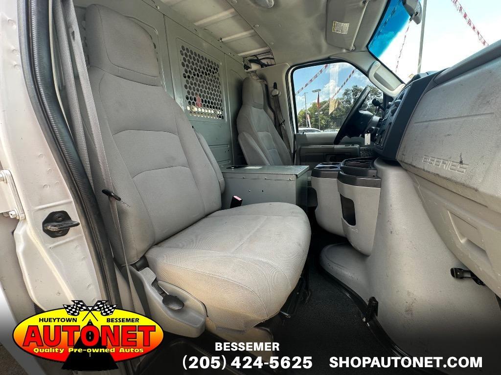 2010 Ford E-Series Econoline Van Commercial - Photo 28