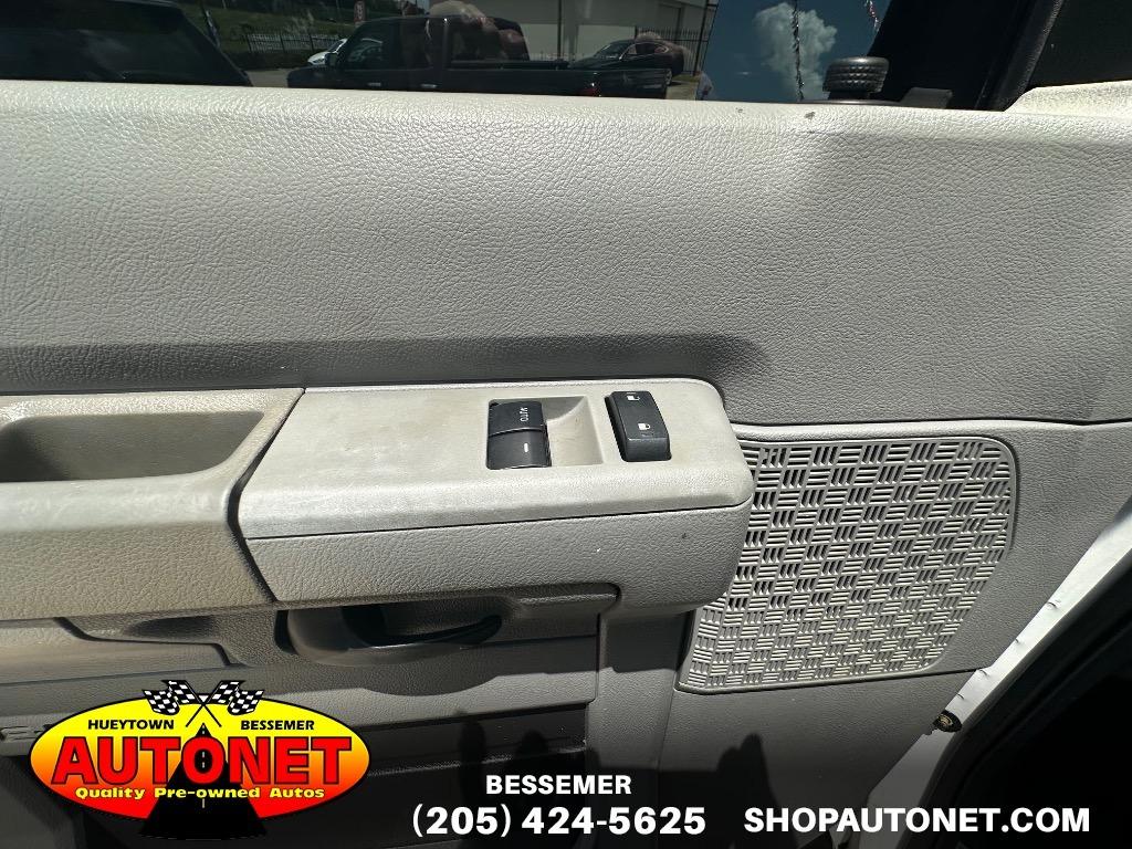 2010 Ford E-Series Econoline Van Commercial - Photo 42