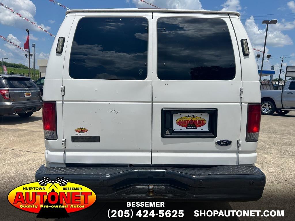 2010 Ford E-Series Econoline Van Commercial - Photo 7