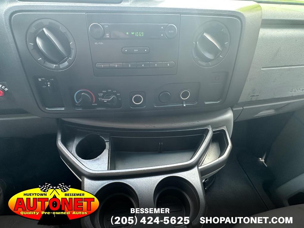 2010 Ford E-Series Econoline Van Commercial - Photo 21