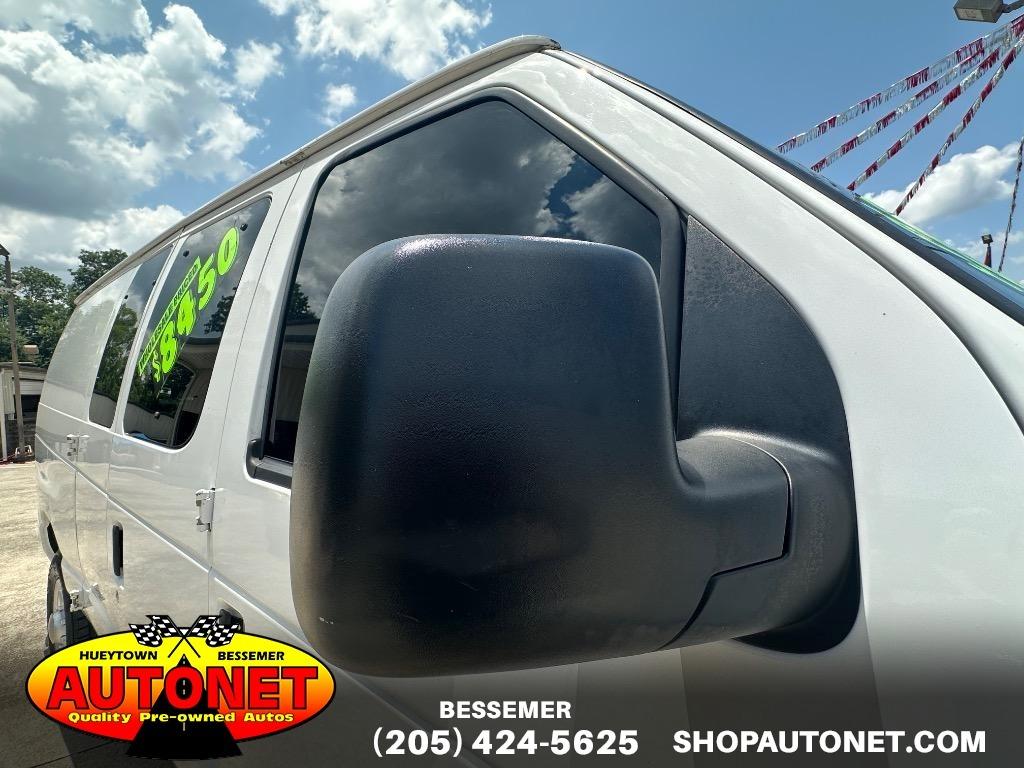 2010 Ford E-Series Econoline Van Commercial - Photo 29