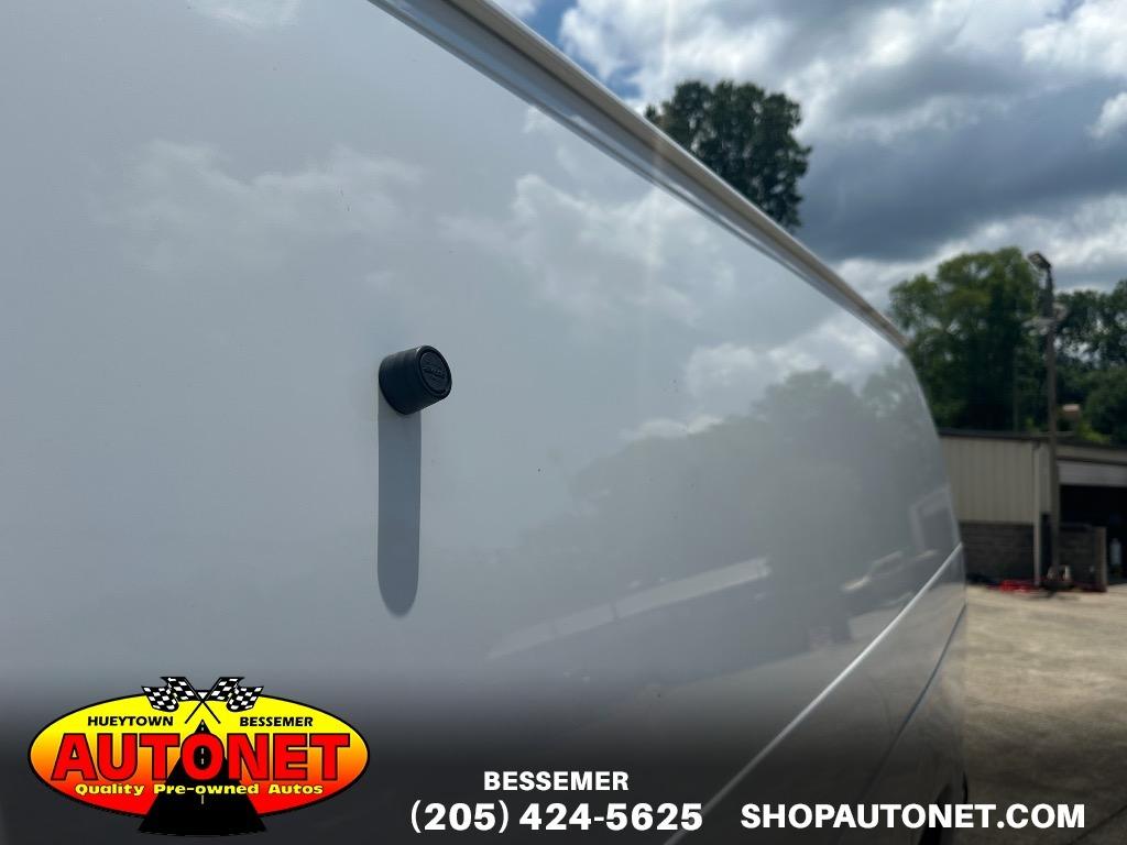 2010 Ford E-Series Econoline Van Commercial - Photo 31