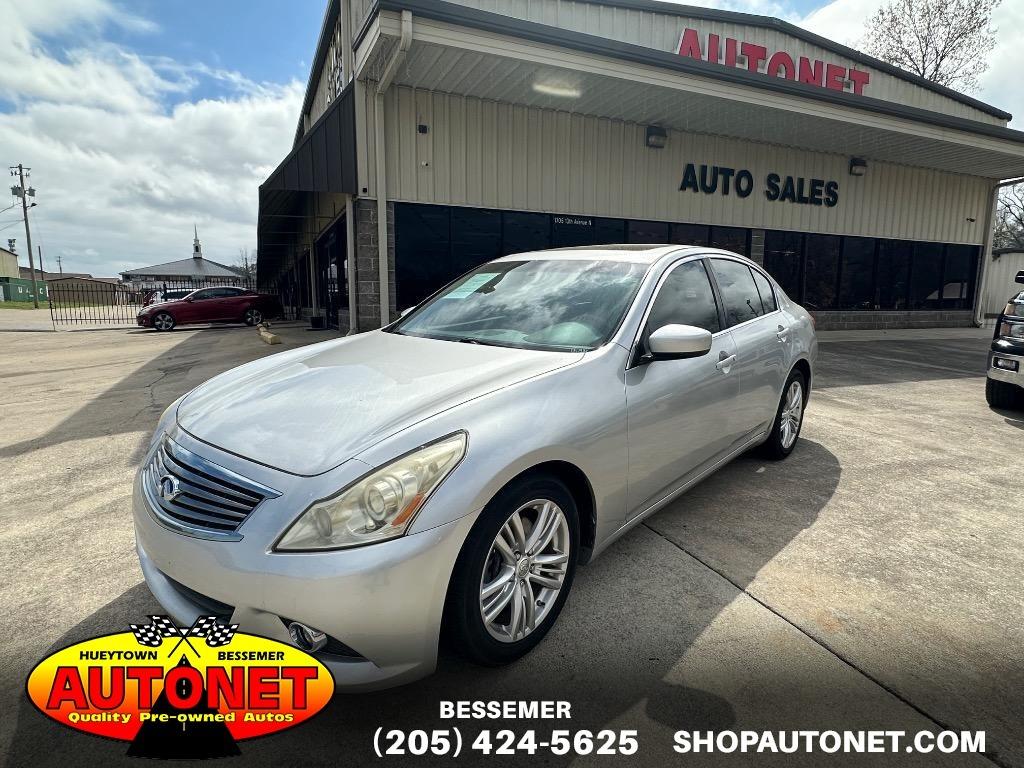 2013 INFINITI G 37 Journey's photo