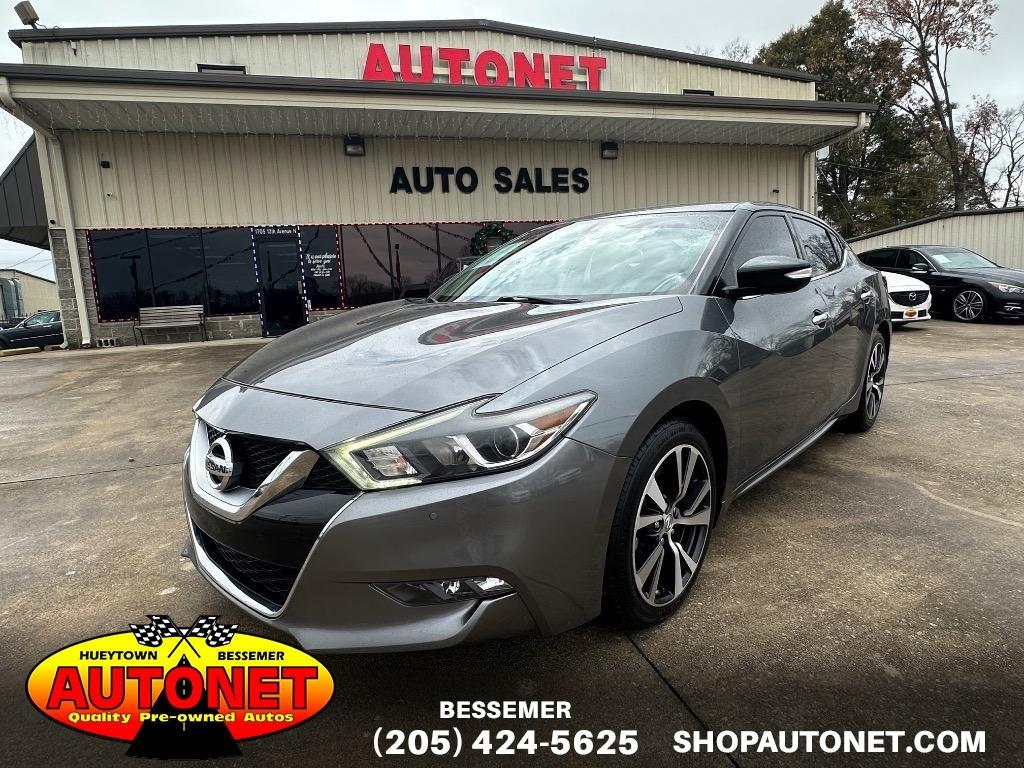 2017 Nissan Maxima SV's photo