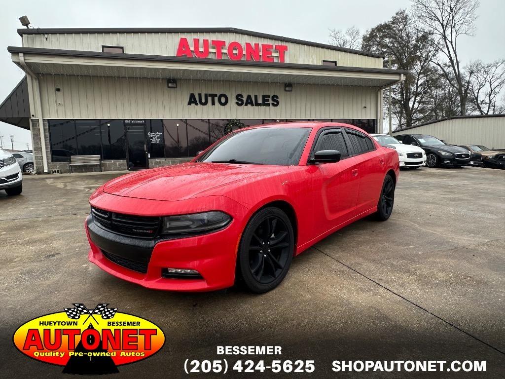 2016 Dodge Charger SXT's photo