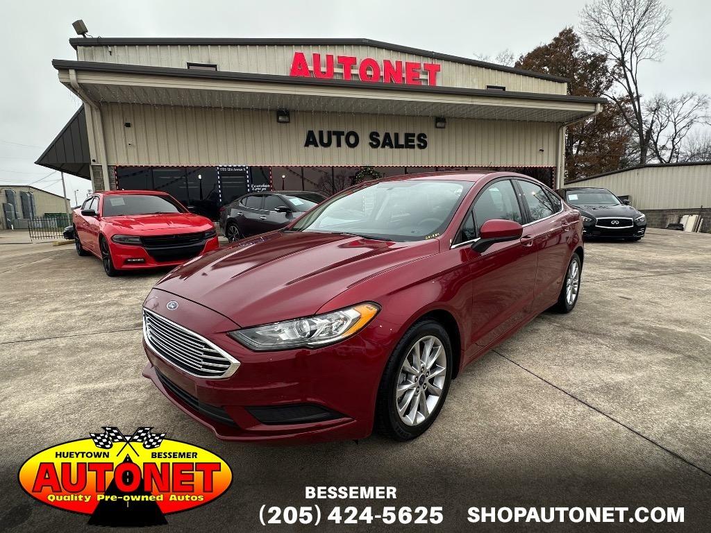 2017 Ford Fusion SE's photo